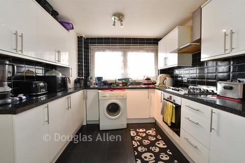 undefined, Cundy Road, London E16