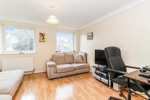 2 bedroom flat for sale, Alexandra Road, Watford, WD17