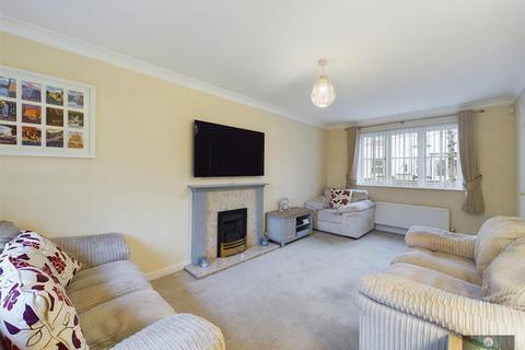 45 West Street, Crawley, RH11 8AW
