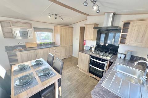 2 bedroom lodge for sale, Caton Lancaster