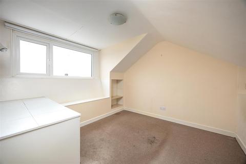 34 Wilton Drive, Trowbridge, BA14 0PU