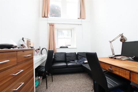 2 bedroom flat to rent, Downleaze, Bristol BS9