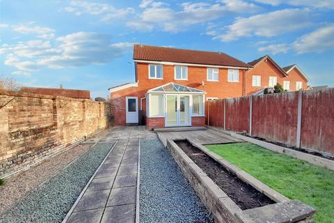 3 bedroom semi-detached house for sale, Elmcroft Place, Westergate