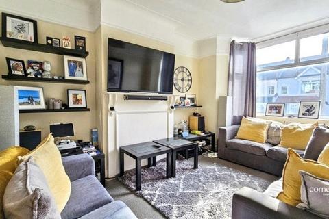 3 bedroom terraced house for sale, London SE19