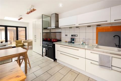 17 Grove Crescent Road, London, E15 1BJ