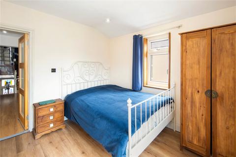 17 Grove Crescent Road, London, E15 1BJ