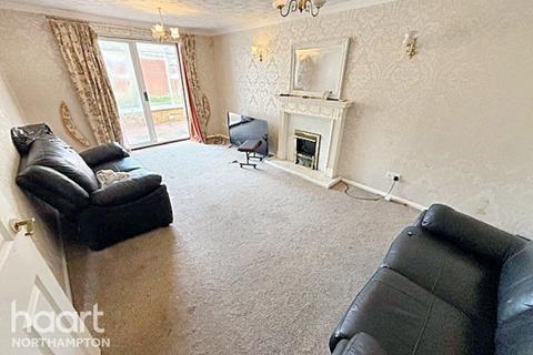 91 Lancaster Way, Northampton, NN4 8LU