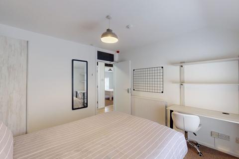 5 bedroom house to rent, 52B Chestnut Grove, Liverpool L15