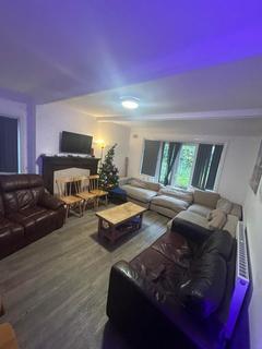 9 bedroom house to rent, Rolleston Drive, Nottingham NG7