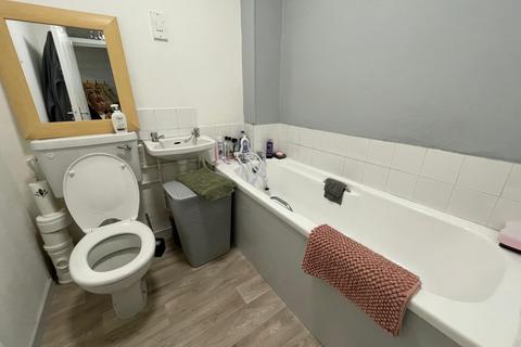 8 bedroom block of apartments for sale, Cliff Road, Harwich CO12