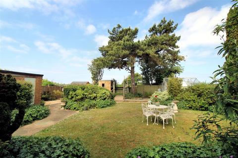 3 bedroom detached bungalow for sale, Marram Way, Heacham, King's Lynn