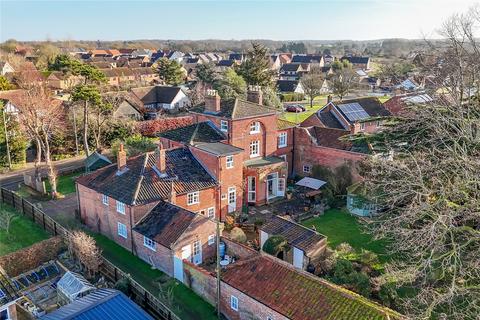 4 bedroom house for sale, Holton Road, Halesworth, Suffolk, IP19