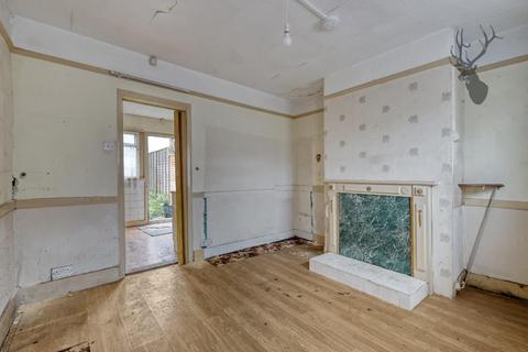 1 bedroom cottage for sale, Queens Road, Brentwood