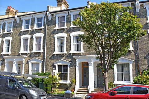 3 bedroom apartment for sale, Quentin Road, Lewisham, London, SE13