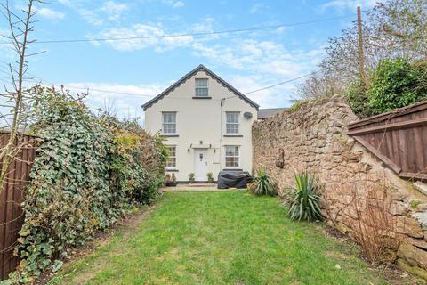 4 bedroom detached house for sale, Hawthorns Road, Drybrook