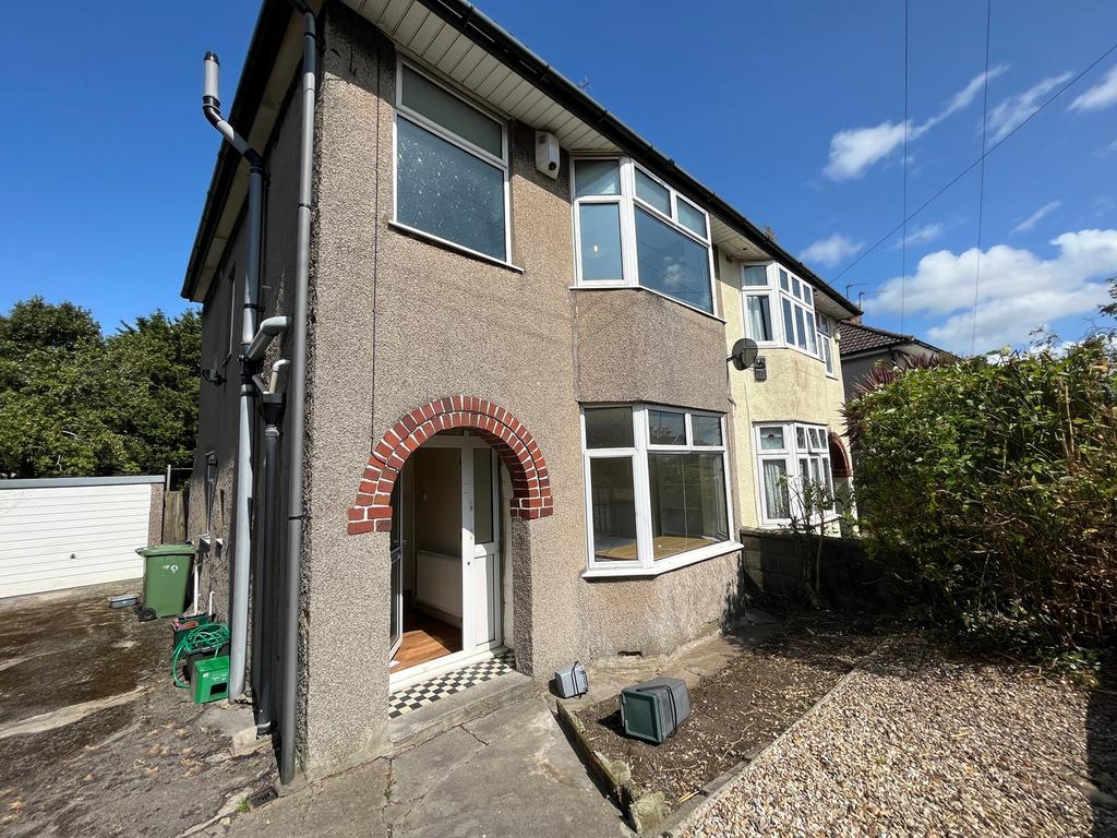 A bright and inviting exterior view of a well-m...