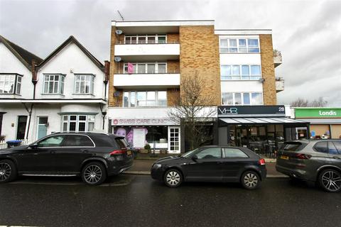 2 bedroom apartment to rent, Crescent West, Barnet, EN4