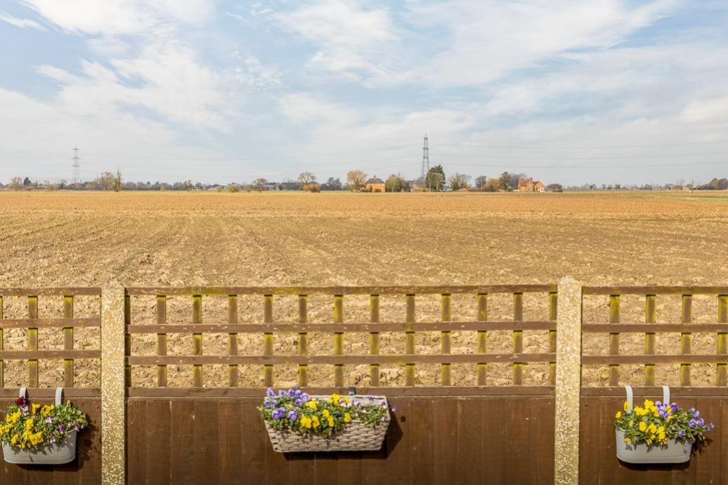 8 Chapel Gardens (Whaplode)-10