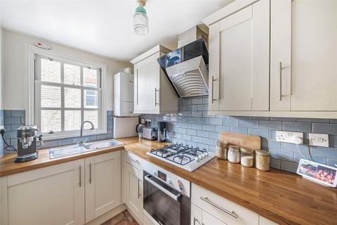 1 bedroom flat for sale, High Street, Thames Ditton KT7