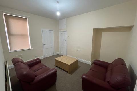 2 bedroom flat to rent, Condercum Road, Newcastle upon Tyne NE4