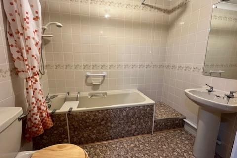 1 bedroom flat for sale, St. Johns Court, Felixstowe IP11