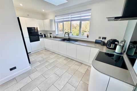 5 Lancaster Avenue, Luton, LU2 7AD