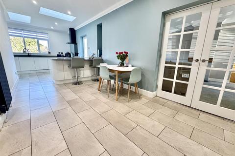 5 Lancaster Avenue, Luton, LU2 7AD