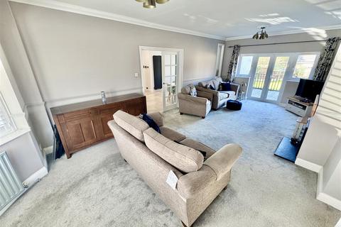 5 Lancaster Avenue, Luton, LU2 7AD