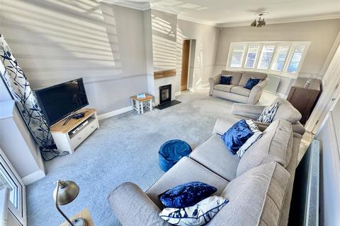 5 Lancaster Avenue, Luton, LU2 7AD