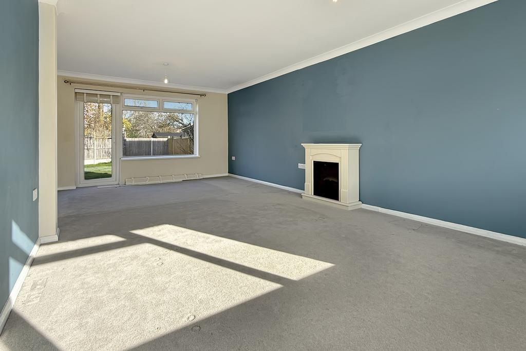 Living/Dining Room