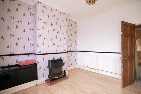 2 bedroom terraced house to rent, West Street, Syston, Leicester, Leicestershire