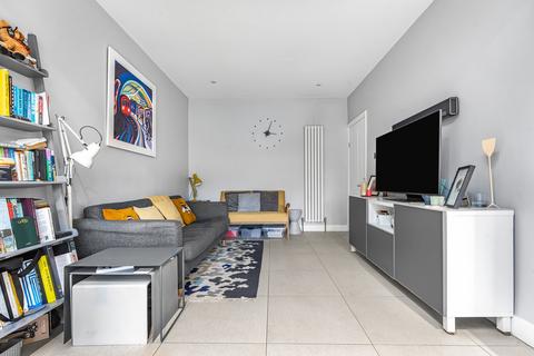30 Gordon Close, Staines-upon-thames, TW18 1AR