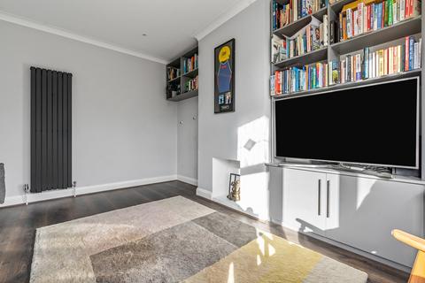 30 Gordon Close, Staines-upon-thames, TW18 1AR