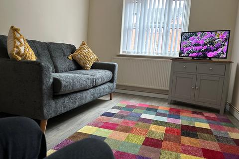 4 bedroom house share to rent, Denison Street, Nottingham NG7