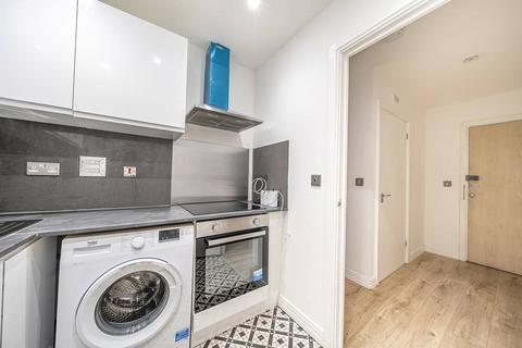 Studio for sale, Victoria Road, Acton, London, W3