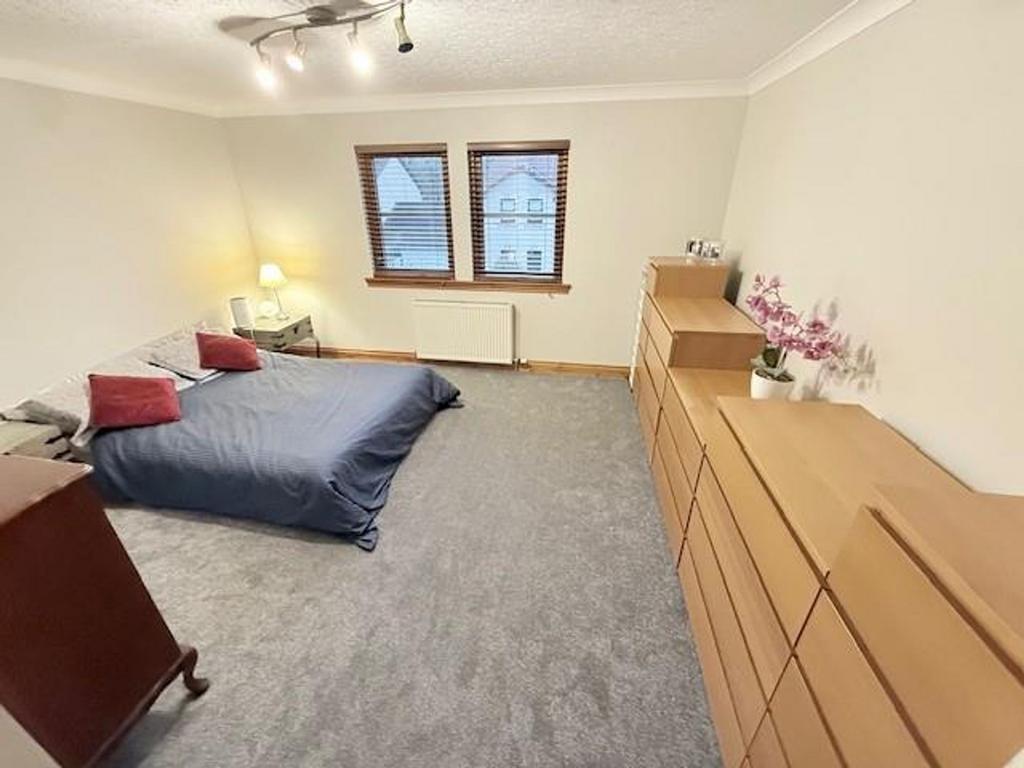 3 J15.jpg