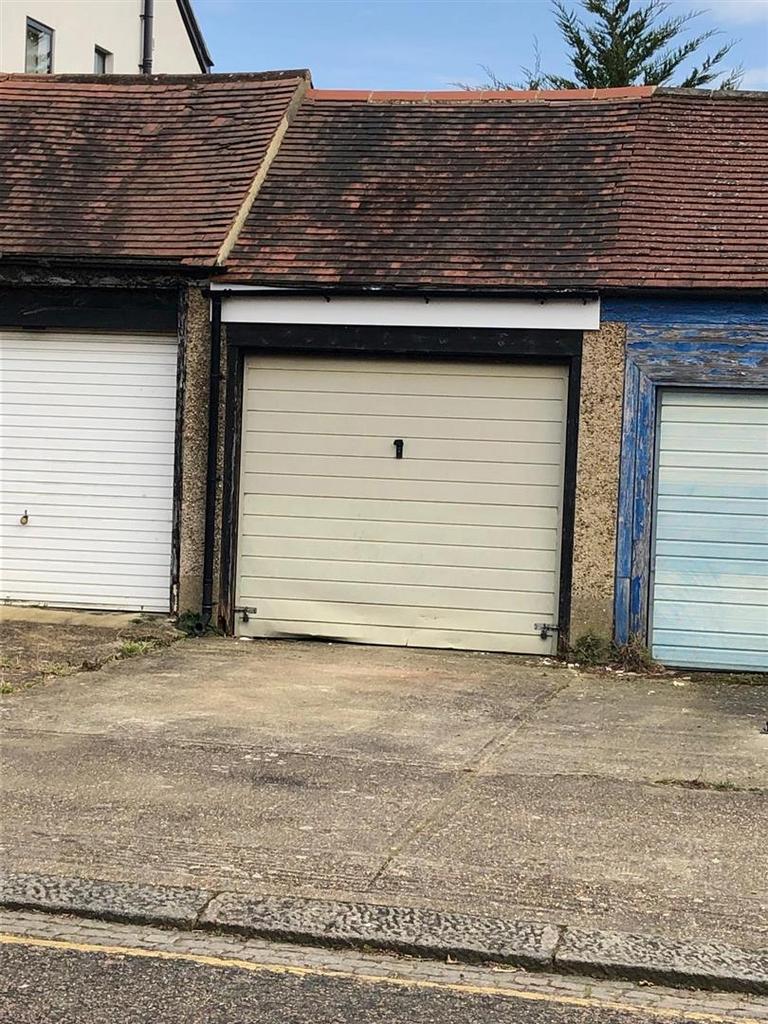 112 Anson - Garage.jpg