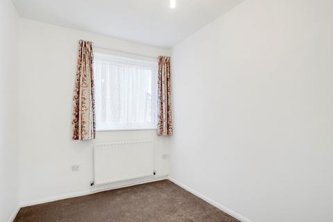 2 bedroom flat to rent, Makepeace Road, Northolt, Middlesex, UB5