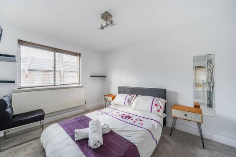 3 bedroom house for sale, Stadium Street, Chelsea, London, SW10