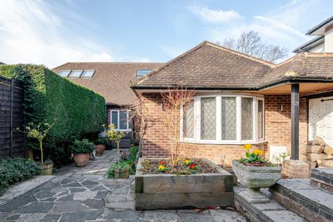 4 bedroom semi-detached house for sale, Brooklands Road, Weybridge, Surrey