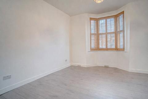 3 bedroom terraced house for sale, Hythe Road, Old Town, Swindon, Wiltshire, SN1