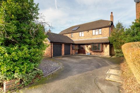 4 bedroom detached house for sale, Moors Lane, Darnhall, Cheshire