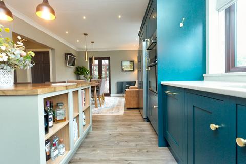 4 bedroom detached house for sale, Moors Lane, Darnhall, Cheshire