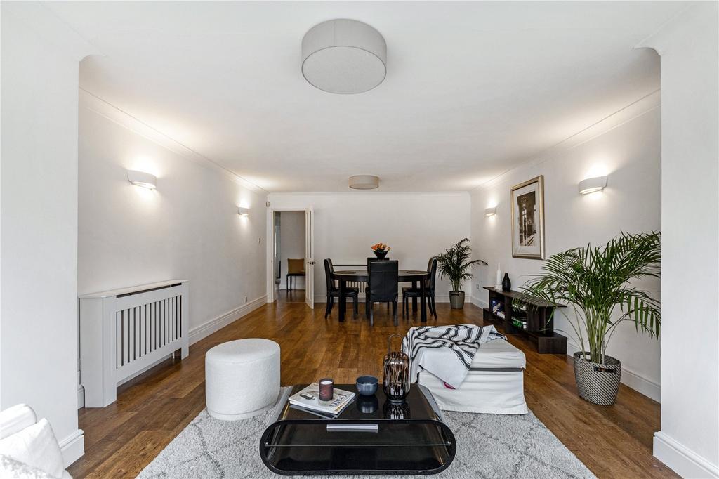 Living/Dining Room
