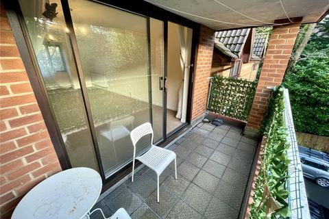 2 bedroom apartment to rent, Surrey Road, Poole, Dorset, BH12