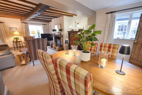 4 bedroom detached house for sale, Meadow Lane, Fulford