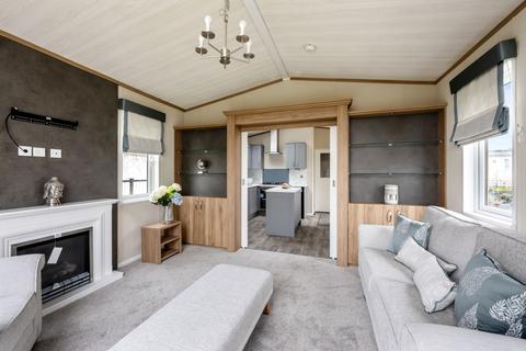 2 bedroom park home for sale, Bramlands Lane, Henfield BN5