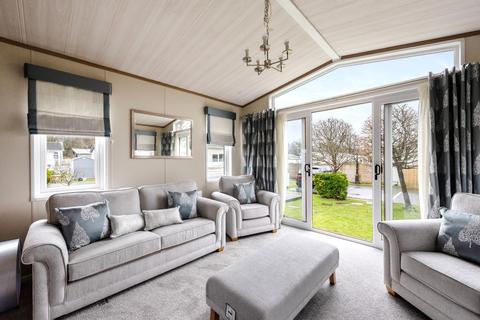 2 bedroom park home for sale, Bramlands Lane, Henfield BN5