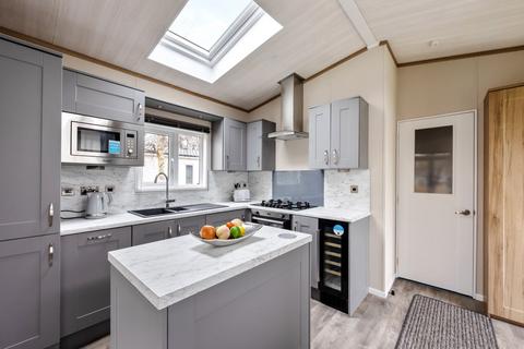 2 bedroom park home for sale, Bramlands Lane, Henfield BN5