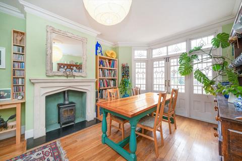 4 bedroom semi-detached house for sale, Winton Avenue, London N11